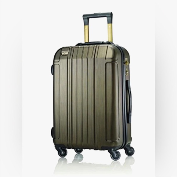 Hartmann Other - HARTMANN TRAVEL LUGGAGE NEW NEVER USED IN ORIGINAL SHIPPING BOX, NO KEY ATTACHED